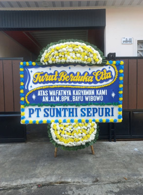 Papan Bunga Duka di Naga Pitu