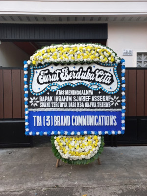 Papan Bunga Duka di Naga Pitu